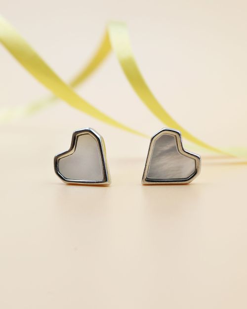 Heart-shaped stud earrings MOP